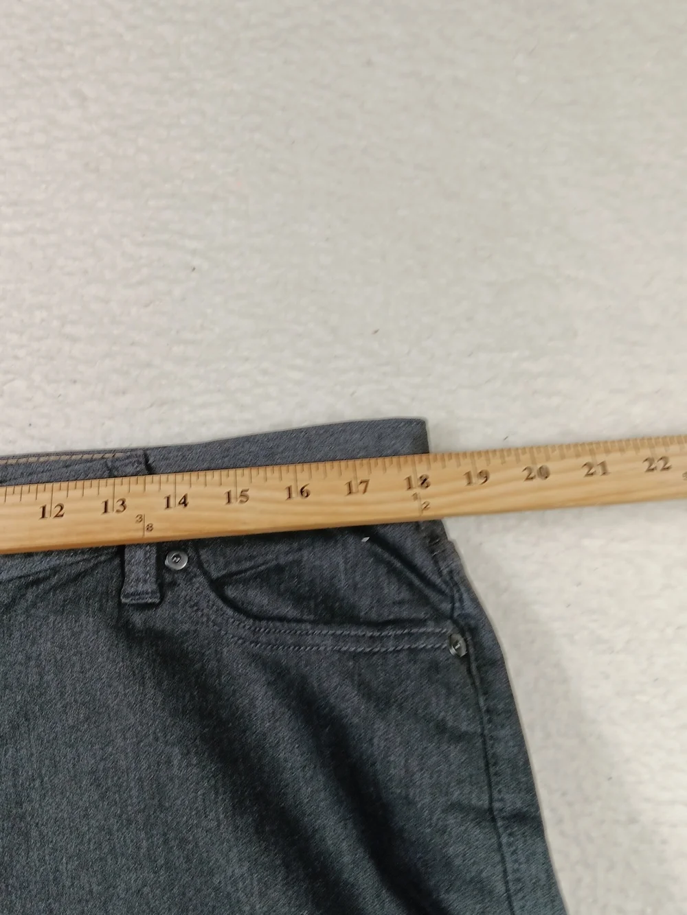 Banana Republic Jeans Mens 35x30 Gray Travel Jean Slim Fit Stretch Casual